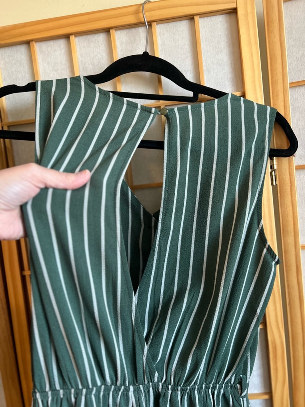Monteau Green Striped Jumpsuit Medium Sleeveless Wide Leg Button Front Pockets - Picture 9 of 13